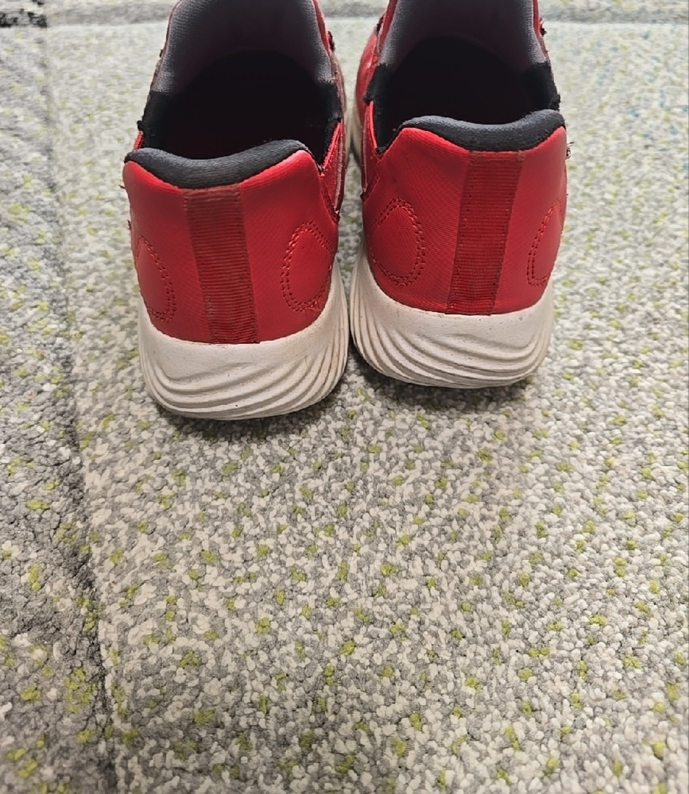 Skechers Slip-On Sneakers with Elastic Laces Size 2.5 - Picture 7 of 9